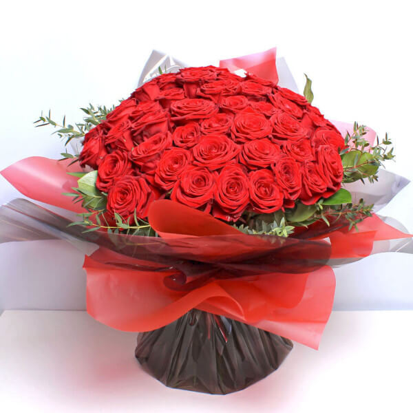 Luxury 50 Red Roses - Image 3